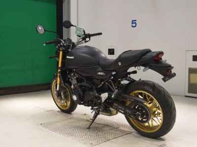 Kawasaki Z900RS SE 2024