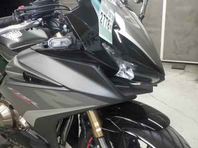 Honda CBR400R 2024