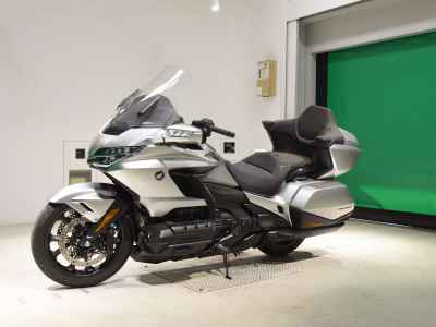 Honda GL1800 Gold Wing Tour DCT 2025