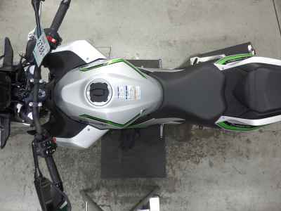 Kawasaki Ninja 7 Hybrid 2025