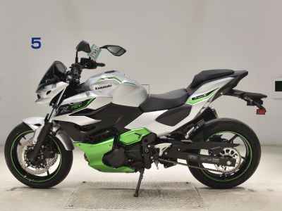 Kawasaki Ninja 7 Hybrid 2025