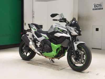 Kawasaki Ninja 7 Hybrid 2025