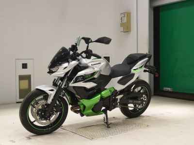 Kawasaki Ninja 7 Hybrid 2025