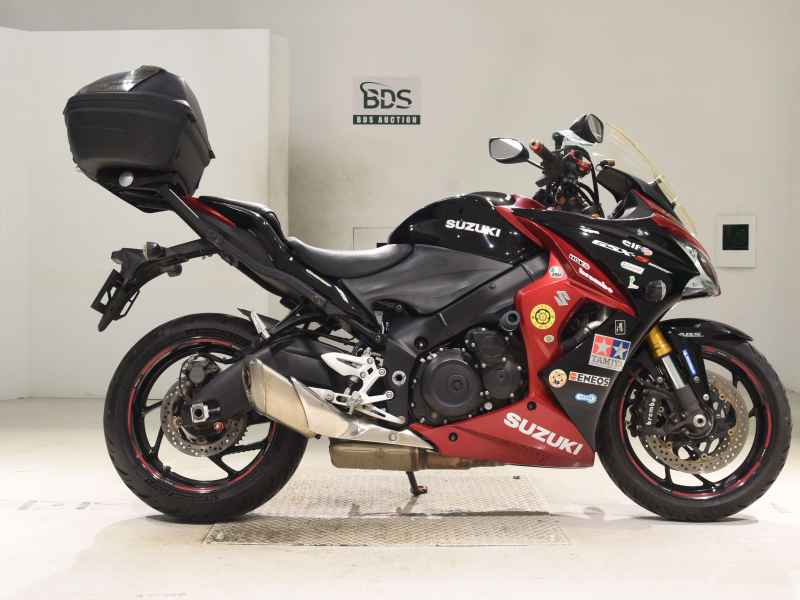 Suzuki GSX-S1000F 2016