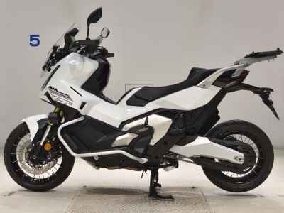 Honda X-Adv 750 2025