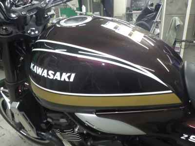 Kawasaki Z900RS 2025
