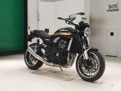 Kawasaki Z900RS 2025