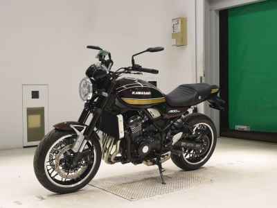 Kawasaki Z900RS 2025