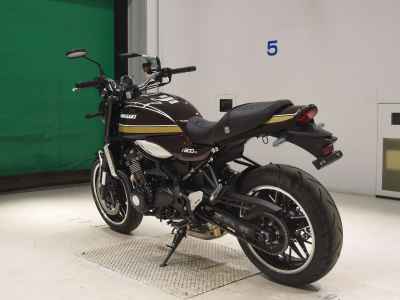 Kawasaki Z900RS 2025