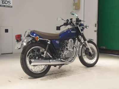 Yamaha SR400 2022