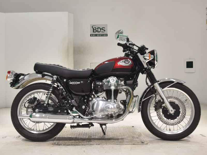 Kawasaki W800 2023