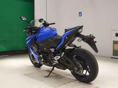 Suzuki GSX-S1000F 2015
