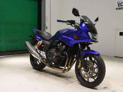 Honda CB400 Super Boldor 2016