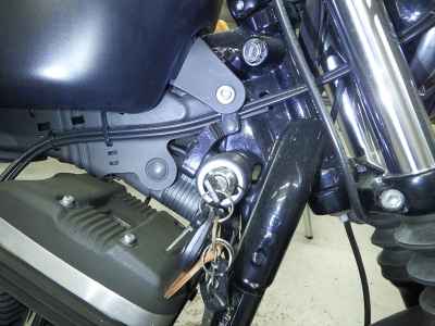 Harley-Davidson Sportster Iron XL883N 2014