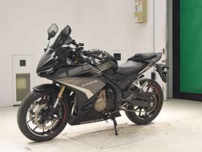 Honda CBR400R 2024