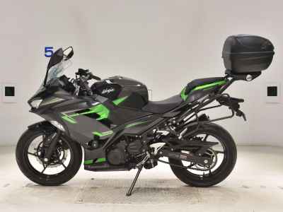 Kawasaki Ninja 400 2023
