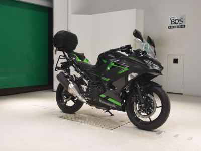 Kawasaki Ninja 400 2023