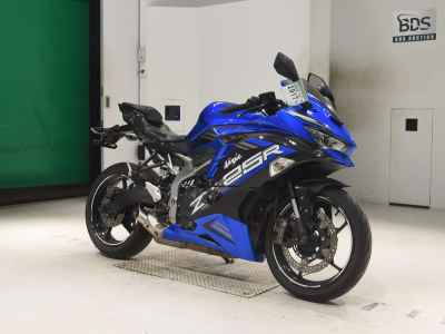 Kawasaki Ninja ZX-25R KRT Edition