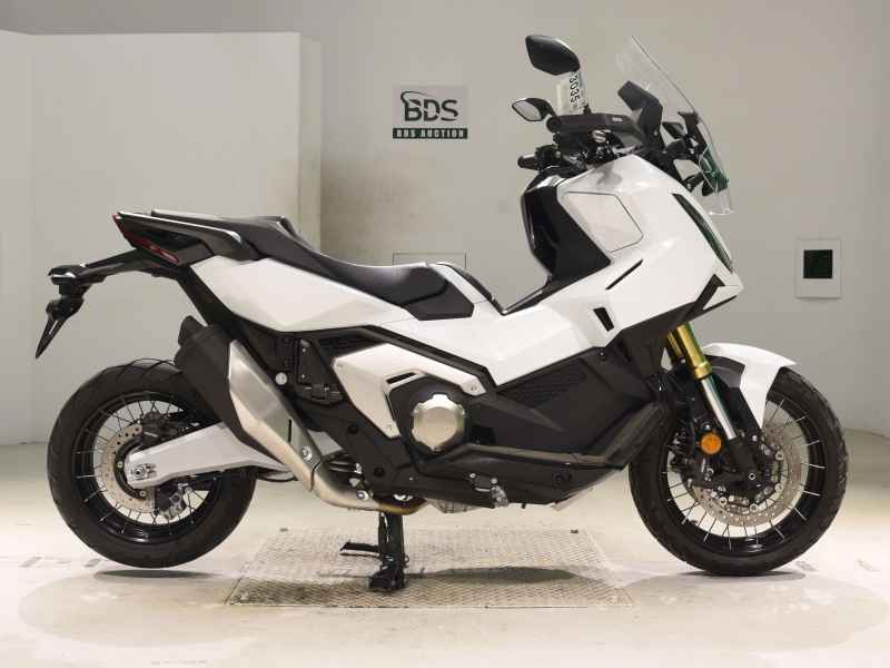 Honda X-Adv 750 2025
