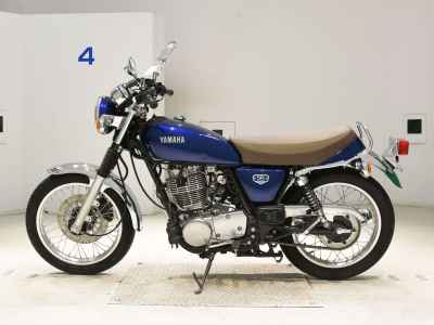 Yamaha SR400 2021