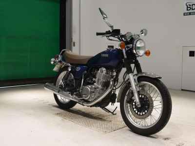 Yamaha SR400 2021