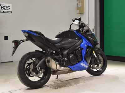 Suzuki GSX-S1000F 2017