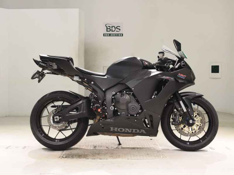 Honda CBR600RR 2024