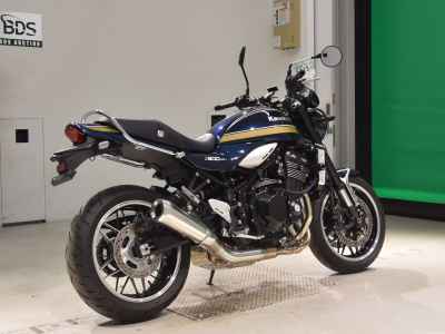 Kawasaki Z900RS 2022