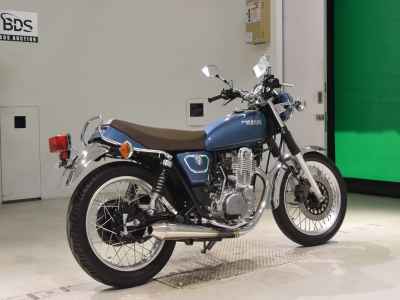 Yamaha SR400 2019