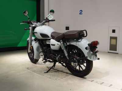 Honda GB350C 2024