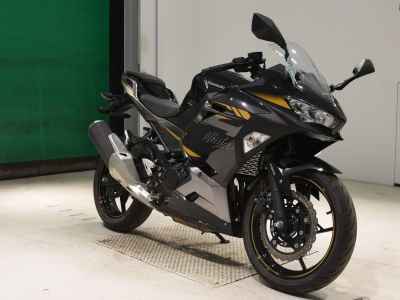 Kawasaki Ninja 400 2022
