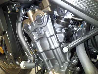 Honda CB650R E-Clutch 2024