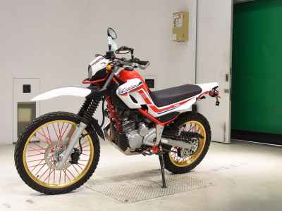 Yamaha XT250 Serow 2020