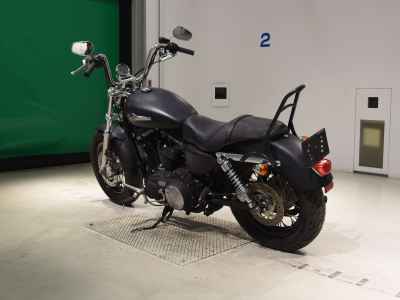 Harley-Davidson Sportster Custom XL1200C 2012