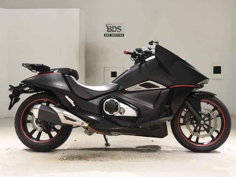 Honda NM4 Vultus 2017