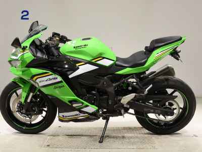 Kawasaki Ninja ZX-4RR 2024