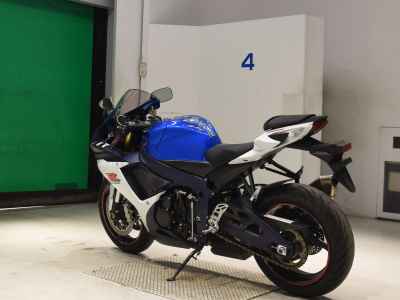 Suzuki GSX-R750 2013