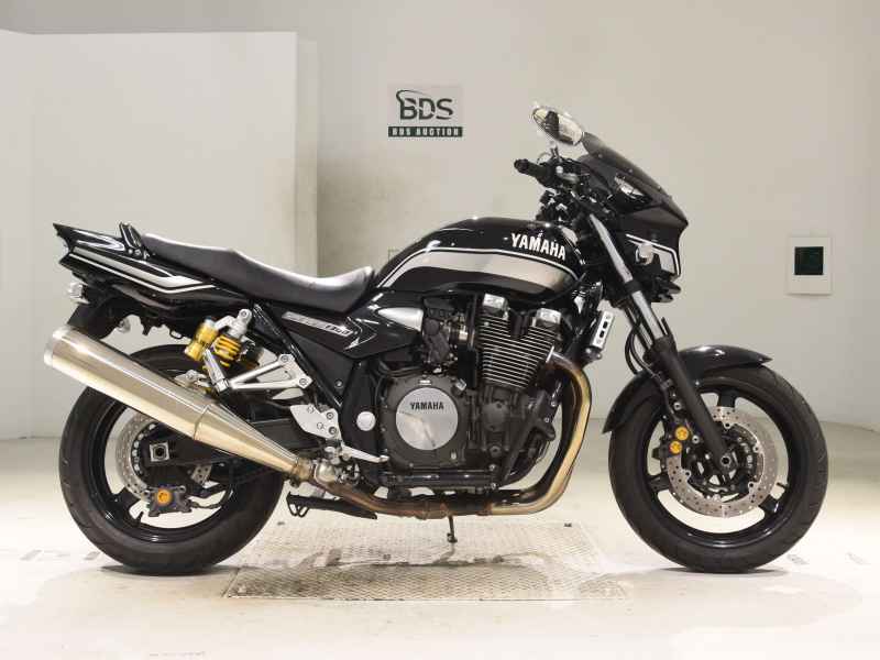 Yamaha XJR1300 2011