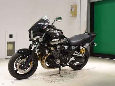 Yamaha XJR1300 2011