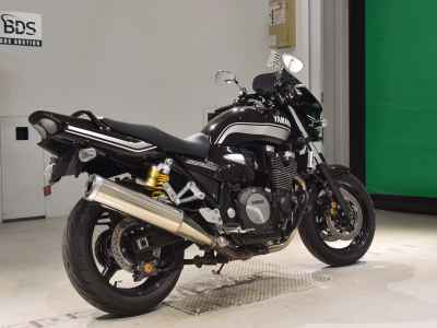 Yamaha XJR1300 2011
