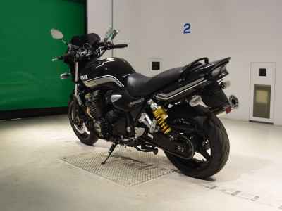 Yamaha XJR1300 2011