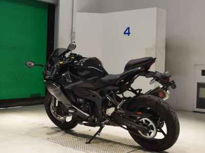 Kawasaki Ninja ZX-4R SE 2025