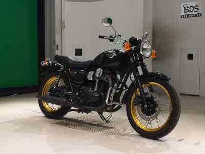 Kawasaki W800 2011