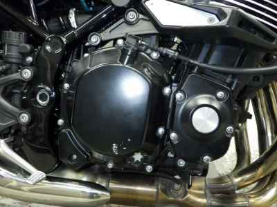 Kawasaki Z900RS 2023