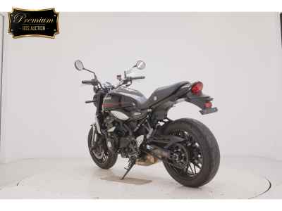 Kawasaki Z900RS 2023