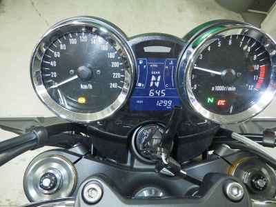 Kawasaki Z900RS SE 2025