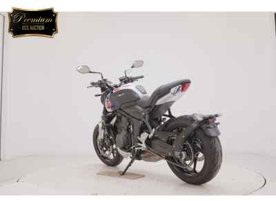 Triumph Trident 660 2024