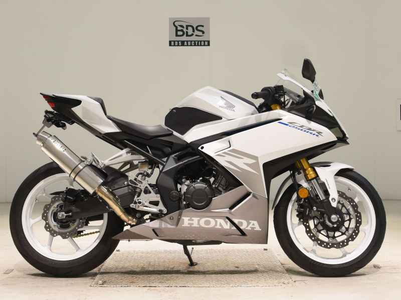 Honda CBR250RR 2023