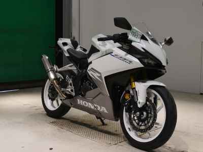 Honda CBR250RR 2023