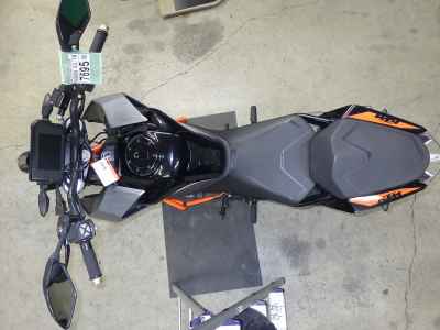 KTM 390 Duke 2021